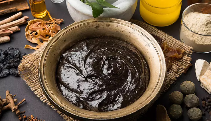 chyawanprash,chyawanprash recipe,home made chyawanprash recipe,health benefits of eating chyawanprash,chyawanprash recipe in hindi