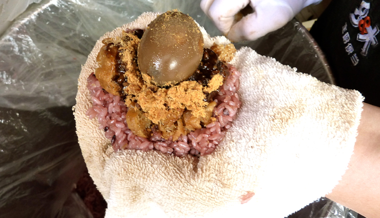 chinese street food,chinese street food to enjoy,food to enjoy in china,china food,china street food,travel,holidays,travel guide