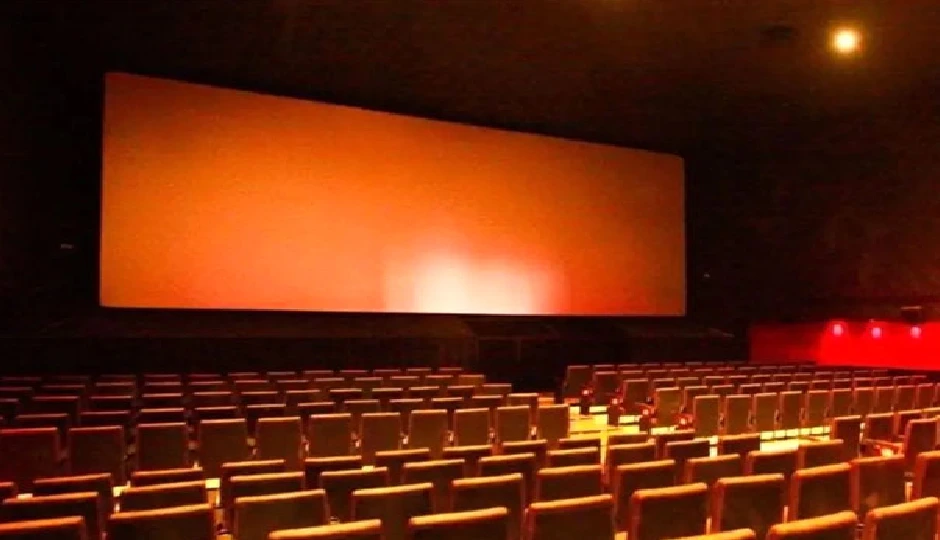 तमिल फिल्म उद्योग पर मंडरा रहा फिल्मों की रिलीज रुकने का खतरा, 8 सप्ताह के ओटीटी नियम को लेकर विवाद