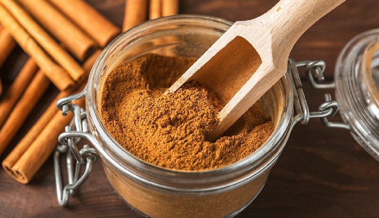 white pimples treatment,natural remedies for white pimples,kitchen remedies for pimples,how to get rid of white pimples,home remedies for whiteheads,gentle pimple treatments,rose water for pimples,sensitive skin pimple care,natural acne remedies