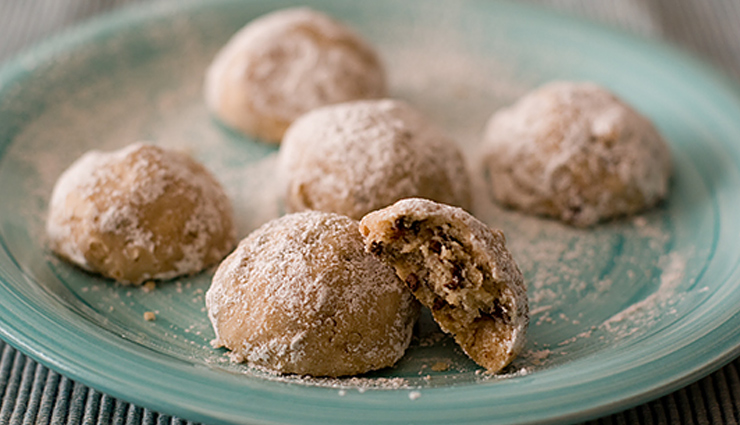 Recipe- Cinnamon-Chocolate Chip Butterballs