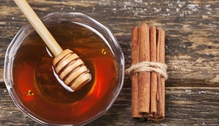 dry hair,conditioner for dry hair,diy conditioner for dry hair,8 diy conditioner for dry hair,hair care,hair care tips,winter hair care tips,hair,healthy hair,beauty,beauty tips