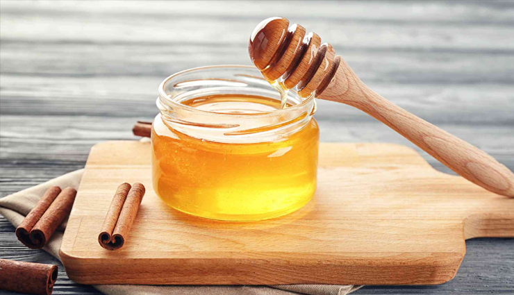 honey,honey benefits on face,face care,ways to use honey on face,skin care tips,skin care,healthy skin