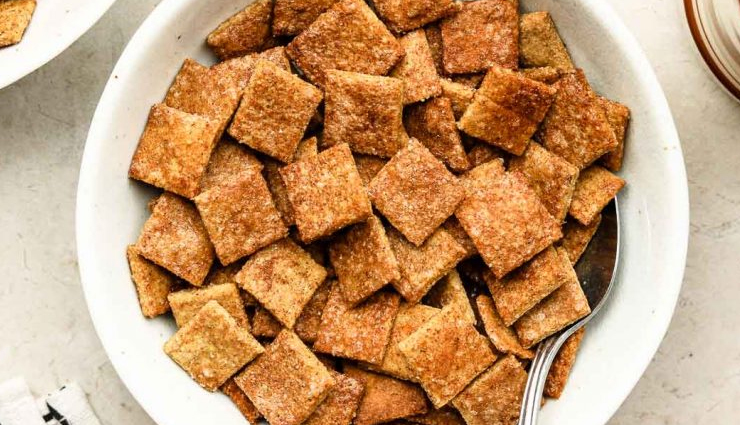 cinnamon toast crunch bars recipe,delicious treat for kids recipe,kids-friendly cinnamon toast crunch bars,easy recipe for cinnamon toast crunch bars,homemade cinnamon toast crunch bars for kids,quick and tasty kids treat recipe,irresistible cinnamon toast crunch bars recipe,crunchy and sweet kids snack recipe,kid-approved cinnamon toast crunch bars,yummy cereal bars recipe for kids