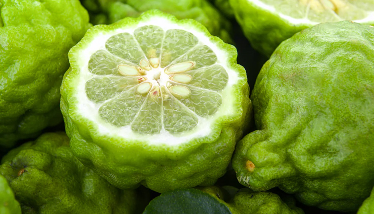 bergamot fruit,bergamot citrus,bergamot uses,bergamot benefits,bergamot essential oil,bergamot in cooking,bergamot fragrance,bergamot tea,bergamot recipes,bergamot health properties,bergamot skin care,bergamot essential oil benefits,bergamot and cholesterol,bergamot antioxidants,bergamot in perfumery