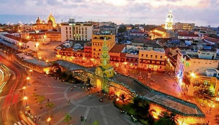 cartagena,cartagena travel,cartagena tour,cartagena tour and travel,colombia,ciudad amurallada,castillo de san felipe de barajas,playa blanca,museo de oro,mercado de bazurto,party on a chiva,dance salsa at one of the city best bars,travel,travel guide