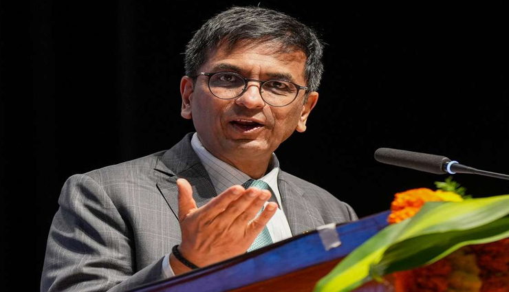 'भारत की विविधता के लिए संवैधानिक नैतिकता आवश्यक, न्यायाधीशों की तुलना भगवान से करना गलत': CJI डीवाई चंद्रचूड़