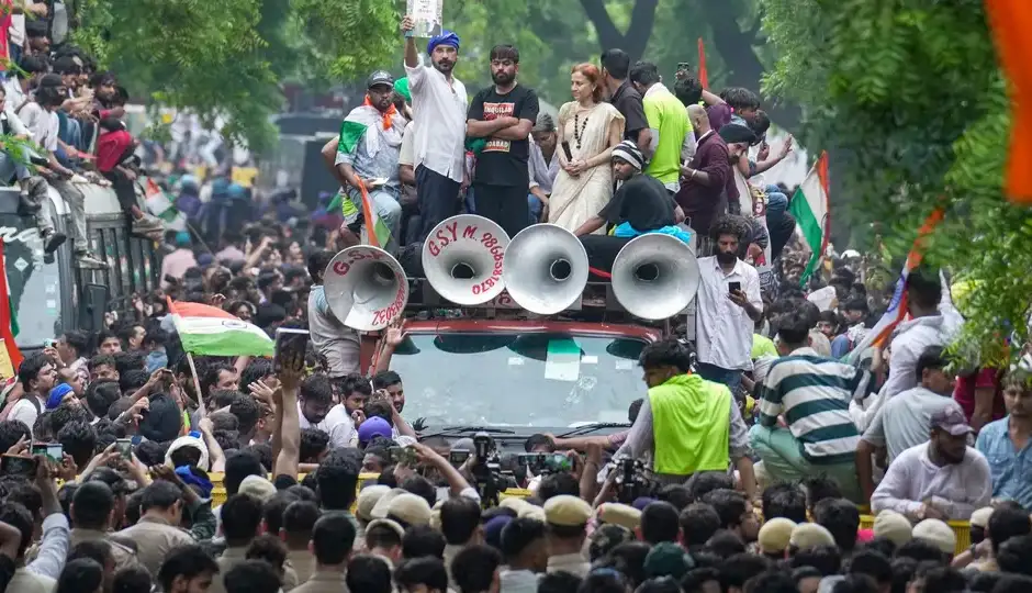 CJP आंदोलन पर दिल्ली पुलिस का सुप्रीम कोर्ट में बड़ा दावा, ‘30 हजार की भीड़ ने बैरिकेड तोड़े, 240 जवान घायल हुए’