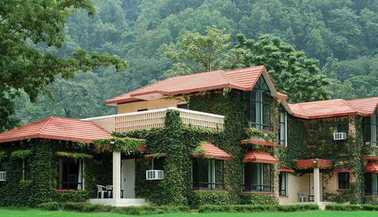 luxury jungle lodges in india,exotic wilderness experiences,super luxurious jungle retreats,premium wildlife lodgings,high-end jungle accommodations,india luxury eco lodges,exclusive jungle getaways,opulent forest lodges,top-tier exotic stays,ultra-luxurious indian jungle escapes