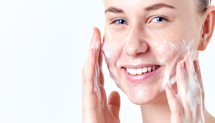 beauty tips,skin care tips,beauty essentials to pack during vacation,beauty tips for vacations