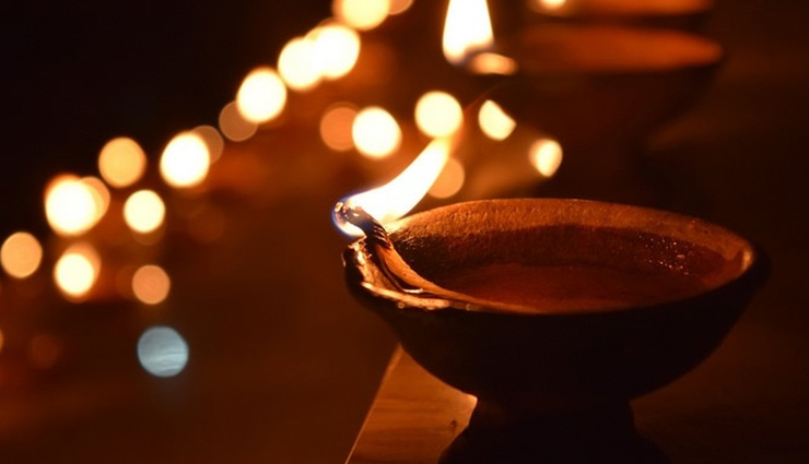 diwali special,diwali special2017,diwali,diwali 2017,tips to clean oil and wax post diwali,tips to clean stains,post diwali tips