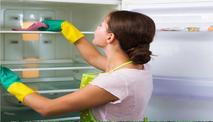 दीवाली पर कुछ इस तरह करें अपने फ्रिज की सफाई
