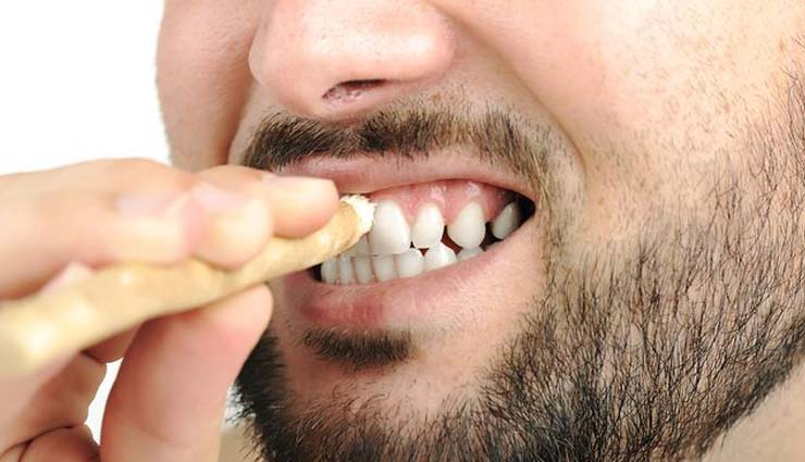 5 Remedies To Get Crystal White Teeth