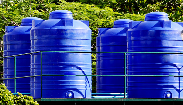 मौसम के बदलाव के साथ पानी की टंकी की सफाई बहुत जरूरी, ये तरीके बनाएँगे आपके काम को आसान cleaning house water tanks,cleaning tips,water tanks