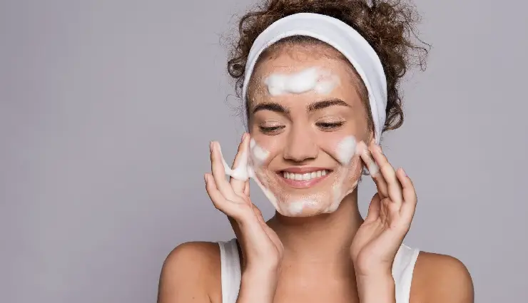 oats for skin,benefits of oats for skin,oats face mask,oats for acne-prone skin,oats for dry skin,natural skin remedies with oats,oats face scrub,homemade oats mask,anti-inflammatory skincare,oats bath soak,glowing skin with oats,oats for sensitive skin,oatmeal skincare,oats moisturizer,oats for skin hydration