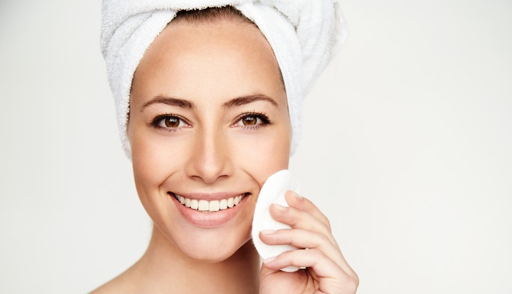 benefits of double cleansing your skin,beauty tips,beauty hacks