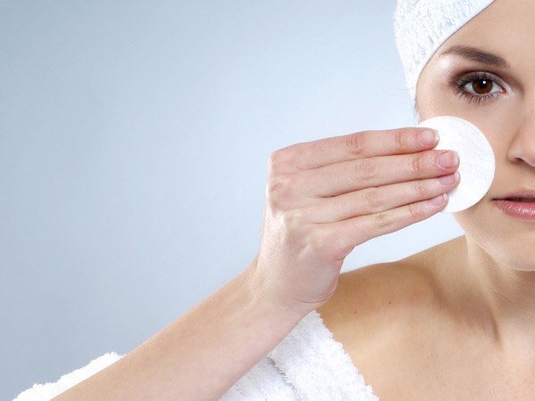 tips to use cleansing oil,cleansing oil for everyday beauty,beauty tips,skin care tips