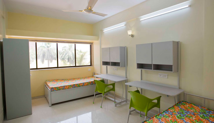 कॉलेज का पहला दिन mates and me,1st day of college,what yo go through on 1st day of college,activities to be done on 1st day of college,college,life,students