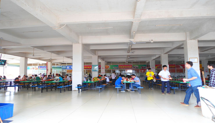 कॉलेज का पहला दिन mates and me,1st day of college,what yo go through on 1st day of college,activities to be done on 1st day of college,college,life,students