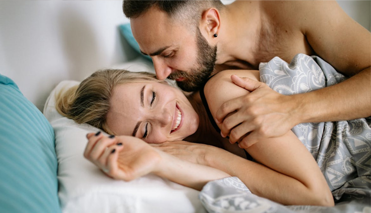 Is Your Boyfriend Too Clingy? 9 Signs to Watch For