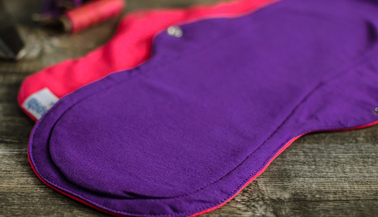 महिलाएं सैनिटरी पैड्स की जगह इन 5 चीजों का भी कर सकती हैं इस्तेमाल, क्या आपको है इनकी जानकारी? alternative options for sanitary pads,non-pad menstrual products,menstrual hygiene alternatives,period products beyond sanitary pads,non-pad period solutions,menstruation alternatives for women,substitute products for sanitary pads,non-pad period protection choices,menstrual cups as alternatives,cloth pads for menstruation,period panties for women,menstrual discs options,reusable menstrual products,eco-friendly period options,organic period solutions,tampon alternatives for periods,silicone menstrual products,sustainable menstrual hygiene,menstrual sponge options,innovative menstrual solutions