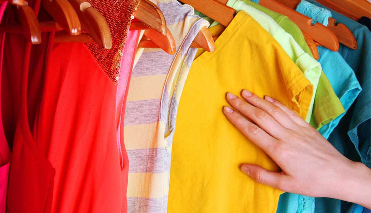 सप्ताह के वार के अनुसार पहनें इन रंगों के कपड़ें बनेंगे बिगड़े काम