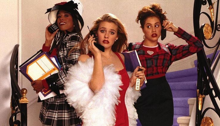 hollywood movies that celebrates girls gang,the sisterhood of the traveling pants,clueless,first wives club,pitch perfect,a league of their own