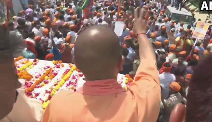 lok sabha election 2019,smriti irani,amethi,nomination,cm yogi,yogi adityanath,bjp,rahul gandhi,congress,news,national news,news in hindi