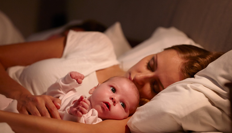 co-sleeping challenges,relationship sleep issues,sleeping habits in couples,co-sleeping problems,partner sleep disturbances,effects of co-sleeping,sleep compatibility in relationships,co-sleeping pros and cons,bedtime struggles in couples,improving sleep in relationships