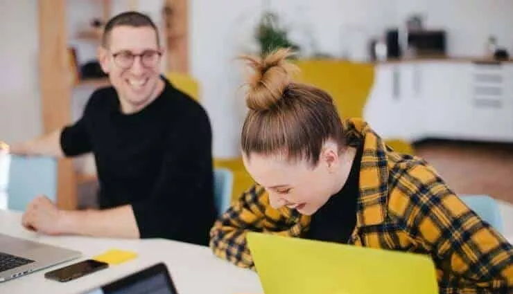 8 Subtle Signs That a Female Coworker Likes You - lifeberrys.com