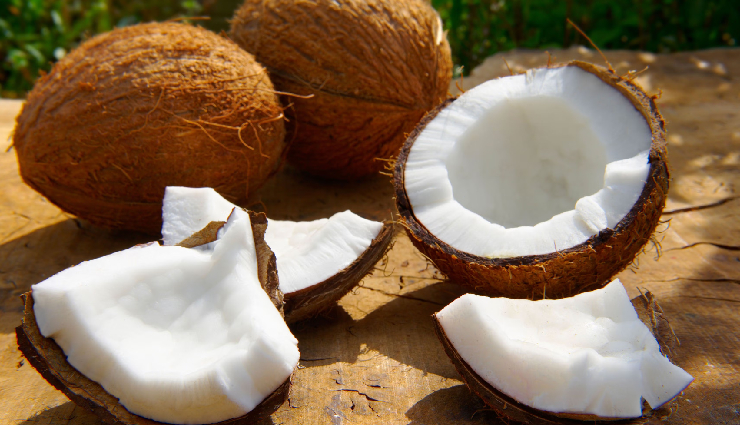 5 Proven Health Benefits of Coconut 
