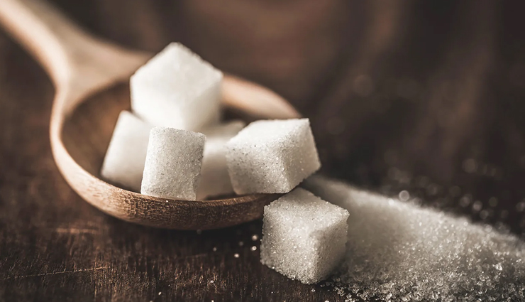 diy coconut skin care,coconut for skin,coconut oil for skin,coconut milk for skin,coconut water for skin,coconut cream for skin,coconut face mask,coconut scrub diy,coconut for glowing skin,homemade coconut skincare,coconut for dry skin,coconut for acne,coconut anti-aging benefits,coconut for skin hydration,diy coconut beauty treatments