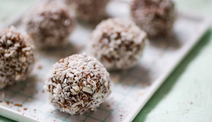 no-bake coconut date balls,coconut balls recipe,date recipe,sweets recipe