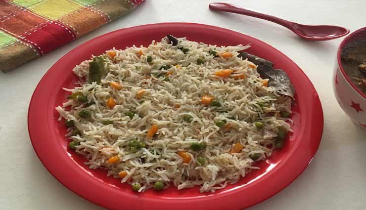 आपके डिनर को स्पेशल बनाएंगे कोकोनट मिल्क राइस #Recipe