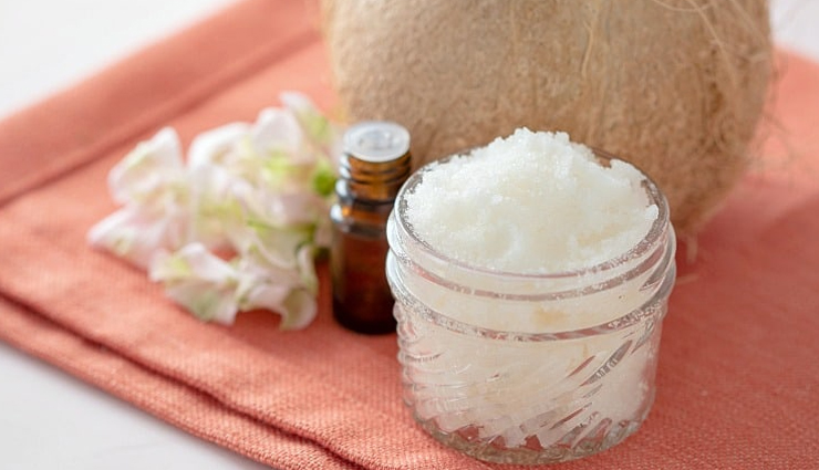 homemade body scrubs,coffee grounds and olive oil body scrub,coconut oil and sugar body scrub,peppermint body scrub,coconut oil and mango body scrub,lavender and sea salt scrub,body scrubs,summer tips,skin care tips,beauty tips