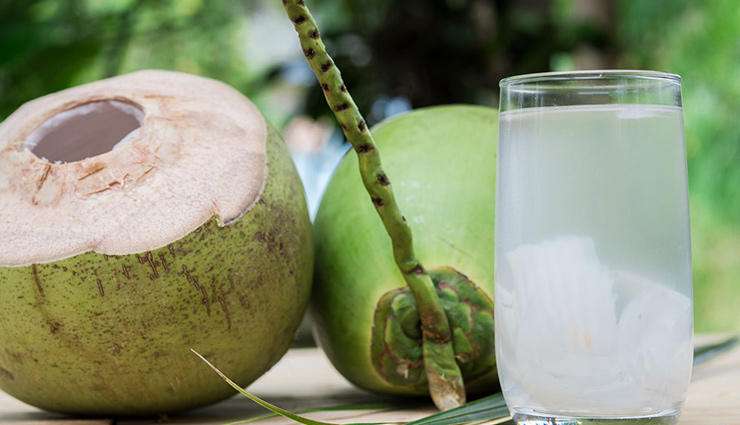फायदा ही नहीं नुकसान भी पहुंचा सकता है नारियल पानी, जानिए कब और कितना पीना चाहिए