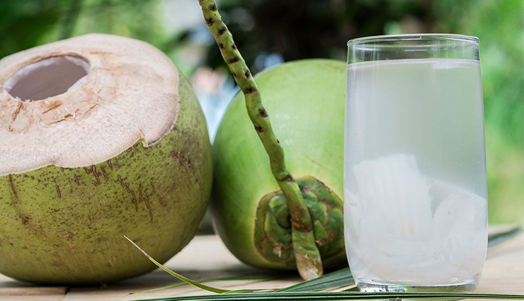 excessive water consumption,drinking too much water health effects,overhydration risks,water intoxication symptoms,dangers of excessive water intake,health problems from drinking too much water,hyponatremia and excessive hydration,balancing water intake for optimal health,hydration guidelines and precautions,understanding water toxicity