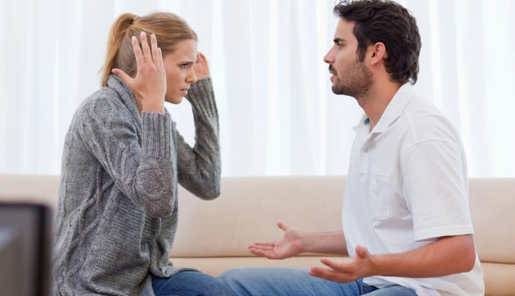 signs of codependency in relationships,recognizing alarming codependent patterns,codependency red flags to watch for,starting the cycle of codependency: warning signs,identifying early signs of codependent behavior,unhealthy relationship patterns: codependency signs,understanding the beginnings of codependency,early indicators of codependent relationships,codependency traits and their early manifestations,breaking the cycle: addressing codependent signs