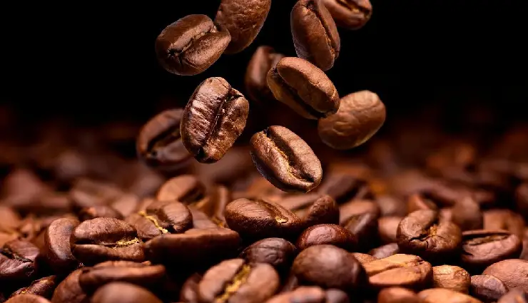 7 DIY Ways To Use Coffee for Skin and Hair