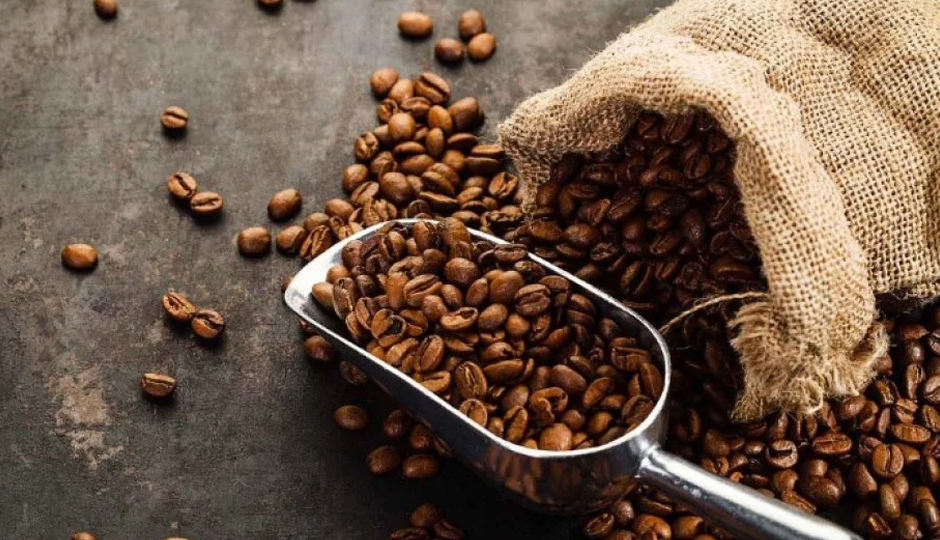 8 DIY Ways To Use Coffee for Skin and Hair