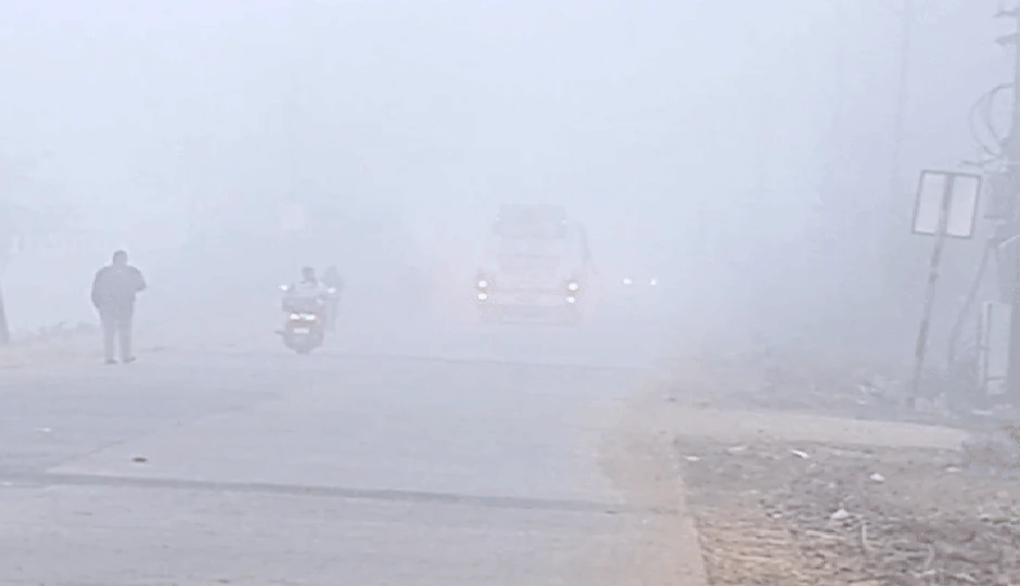 भीषण ठंड और शीतलहर के लिए रहें तैयार! आंधी-तूफान और बारिश से 9 डिग्री तक गिरा पारा