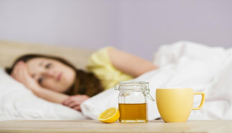 सर्दी-जुकाम में दवाइयों से सस्ता और अच्छा इलाज है शहद, स्टडी में हुआ खुलासा