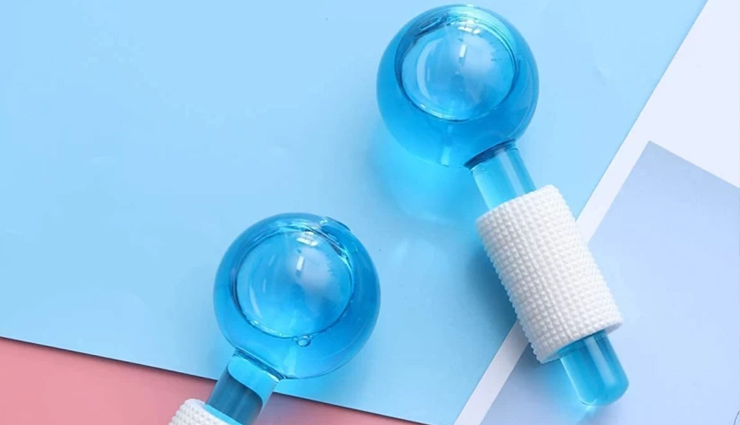 natural ways to depuff face,morning puffiness remedies,reduce facial puffiness,cold water face dip,ice cube face massage,green tea eye cream,cold facial roller benefits,coffee grounds for face puffiness,morning face depuffing tips,exercise for facial puffiness.