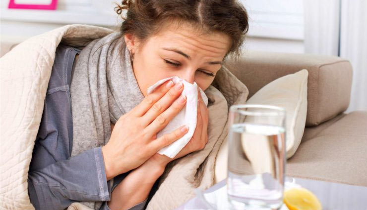 बारिश के दिनों में खांसी-जुकाम होना एक आम परेशानी, छुटकारा दिलाएंगे ये नुस्खे