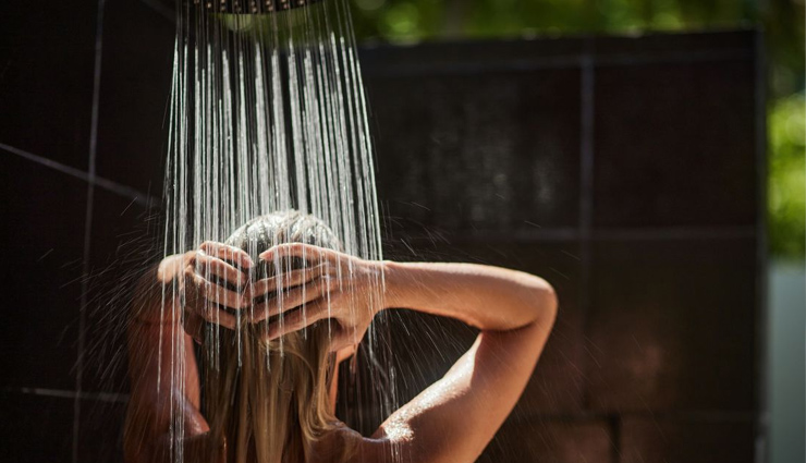 weird weight loss tips,unconventional weight loss strategies,effective unusual weight loss methods,cold showers weight loss benefits,laughter and weight loss,chewing gum for appetite control,mindful eating for weight loss,scent of apples and appetite suppression,unique weight loss tips that work,quirky weight loss techniques,weight loss through cold exposure,benefits of laughter for weight management,how chewing gum aids weight loss,mindful eating and weight control,reducing cravings with scents