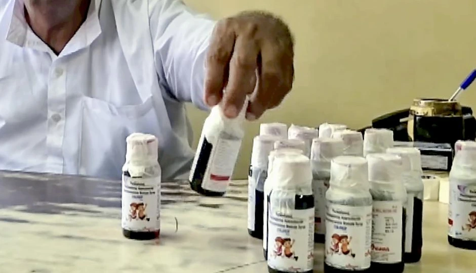 Coldriff कफ सिरप से 21 मासूमों की मौत, कई राज्यों में बैन, सुप्रीम कोर्ट में पहुंचा मामला, अब तक की सबसे बड़ी कार्रवाई