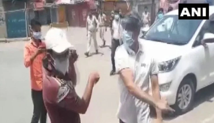 छत्तीसगढ़: गुस्से में कलेक्टर ने युवक को मारा थप्पड़, CM ने दिया हटाने का आदेश