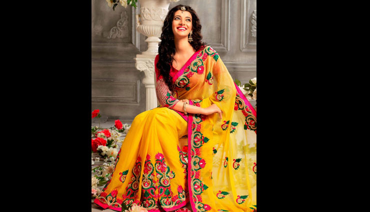 ways to style yellow color,fashion tips,latest fashion trends,women fashion tips