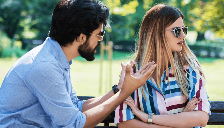 how to start a conversation with your ex,tips for talking to your ex,ways to reach out to your ex,communicating with an ex,reconnecting with your ex,effective ways to talk to an ex,starting a conversation after a breakup,how to contact your ex again,best methods to talk to an ex,approaching an ex for conversation