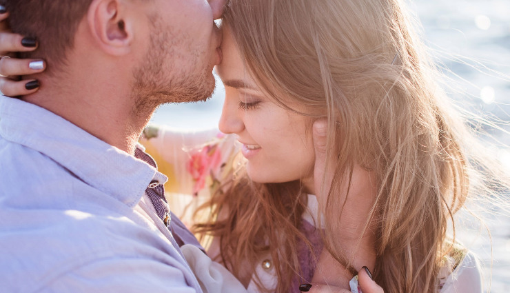 show commitment in a relationship,make partner feel secure,commitment in relationships tips,ways to show love and loyalty,deepen relationship bond,relationship security tips,show dedication in love,relationship commitment advice,long-term relationship stability,making your partner feel valued